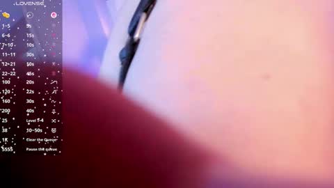 Mia  online show from 10-07-25, 09:34