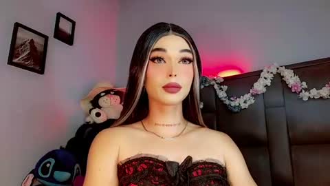 Snapshot of valentinne_marian chatting on 10-03-25, 10:56 Marian online show from 10-03-25, 10:56