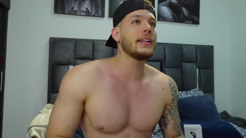 Snapshot of valentino_ferrari28 chatting on 01-30-25, 02:06 Valentino Ferrari online show from 01-30-25, 02:06