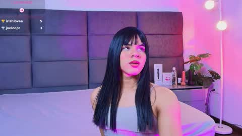 valentino moon online show from 01-10-26, 02:57