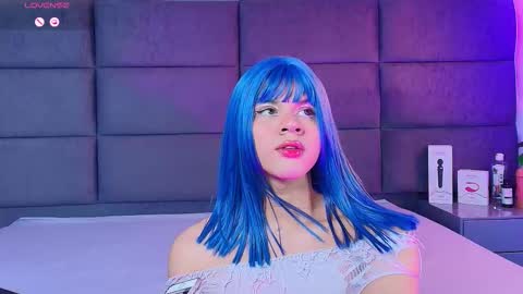 valentino moon online show from 01-12-26, 02:50