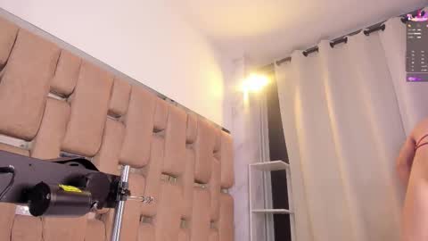 Snapshot of valentinomoreti chatting on 10-09-25, 03:32 Valentino online show from 10-09-25, 03:32