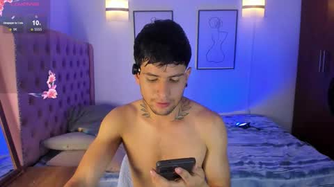 Manuel online show from 03-18-26, 06:44