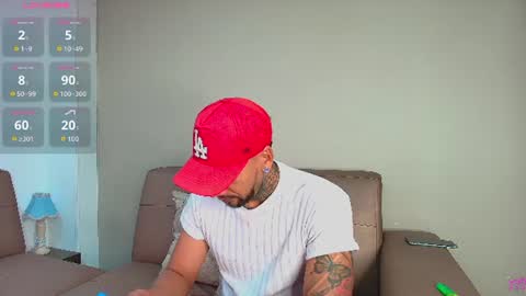 Snapshot of valentinos_ chatting on 07-13-26, 02:31 Valentinos online show from 07-13-26, 02:31