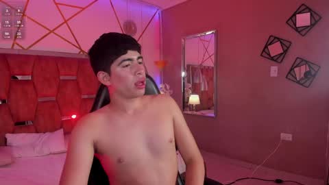 Snapshot of valentinosalvatore chatting on 04-06-26, 04:46 Valentino online show from 04-06-26, 04:46