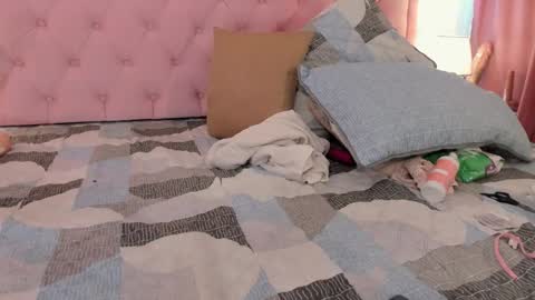 Vale Toro  online show from 01-27-25, 03:18