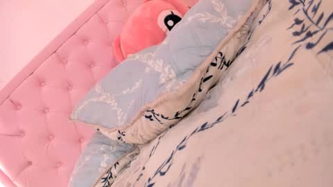 Vale Toro  online show from 09-29-25, 01:49