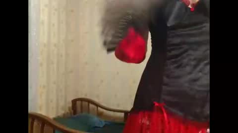 valentijm online show from 11-23-25, 11:43