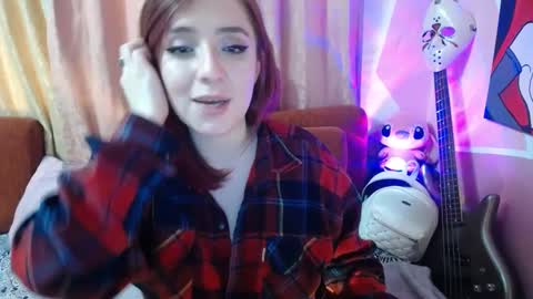 Snapshot of valeri_cove chatting on 09-27-25, 03:39 Valeri Cove online show from 09-27-25, 03:39