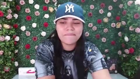 Snapshot of valeri_harpers4 chatting on 11-24-25, 05:56 valeri_harpers4 online show from 11-24-25, 05:56