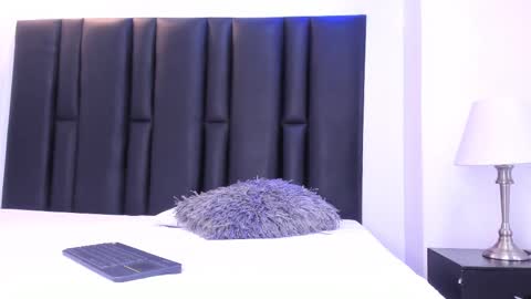 valeri_tafur online show from 03-07-25, 04:55