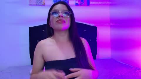Valeria online show from 05-21-26, 01:23