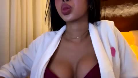 Valeria online show from 10-20-25, 10:21