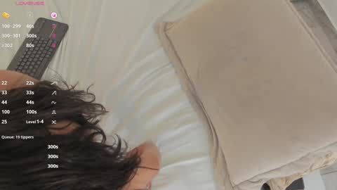 Valeria online show from 12-18-24, 02:28