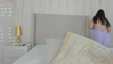 Snapshot of valeriah_ chatting on 12-23-24, 12:41 Valeria online show from 12-23-24, 12:41