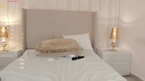 Snapshot of valeriah_ chatting on 01-03-25, 03:44 Valeria online show from 01-03-25, 03:44