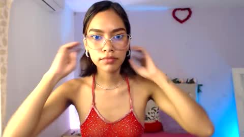 Snapshot of valeriah_7 chatting on 10-08-25, 04:26 valeria online show from 10-08-25, 04:26