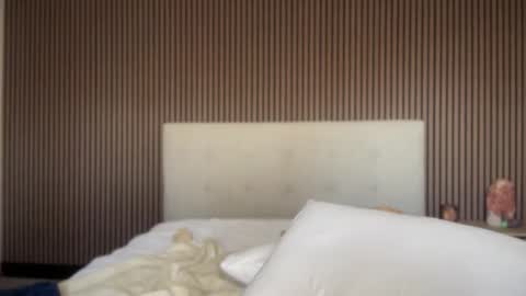 Valeria Peterson online show from 10-10-25, 11:04