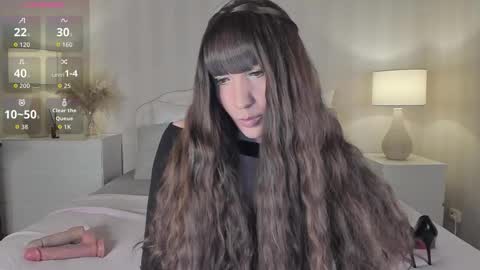 Valeria online show from 10-17-25, 05:43