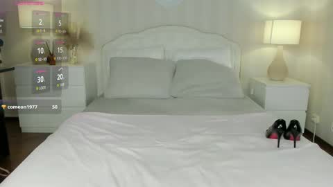 Valeria online show from 04-11-26, 07:45