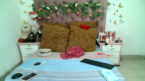 La valerie26 online show from 09-25-25, 12:58