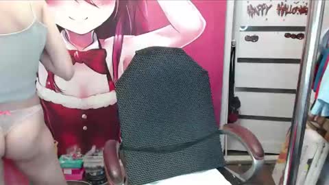 Snapshot of valeriaxkiss chatting on 05-18-26, 12:51 ValeriaXKiss online show from 05-18-26, 12:51