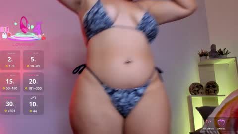 Snapshot of valerie_21 chatting on 11-07-25, 08:25 Valeriee online show from 11-07-25, 08:25