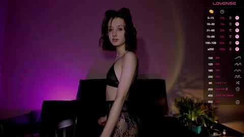 Kristi moony online show from 03-10-25, 10:34