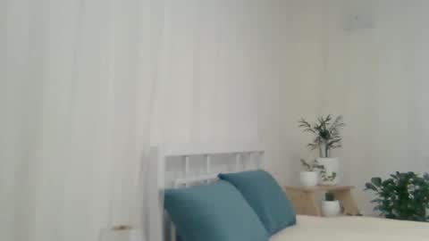 Snapshot of valerie_rose777 chatting on 01-01-25, 09:49 valerie_rose777 online show from 01-01-25, 09:49