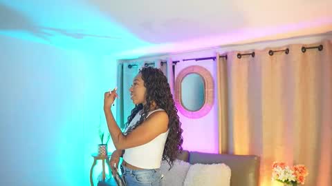 Valerie Style3 online show from 01-19-26, 04:16