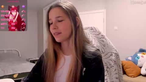 Snapshot of valeriebubbles chatting on 10-04-25, 07:56 Valerie online show from 10-04-25, 07:56