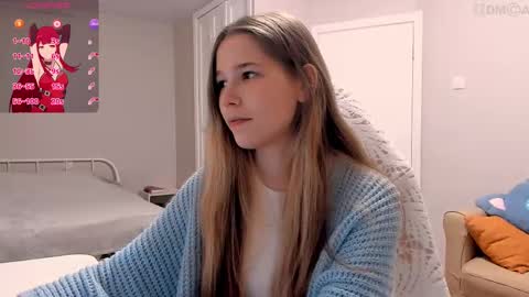 Snapshot of valeriebubbles chatting on 10-20-25, 12:33 Valerie online show from 10-20-25, 12:33