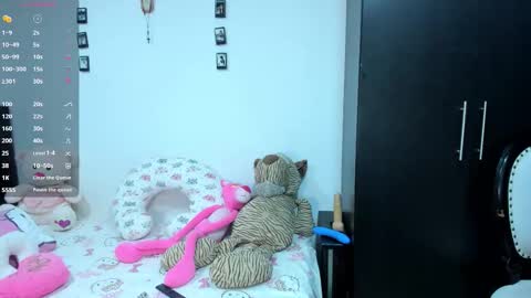 Snapshot of valerieduke chatting on 12-01-25, 11:54 Valerie online show from 12-01-25, 11:54