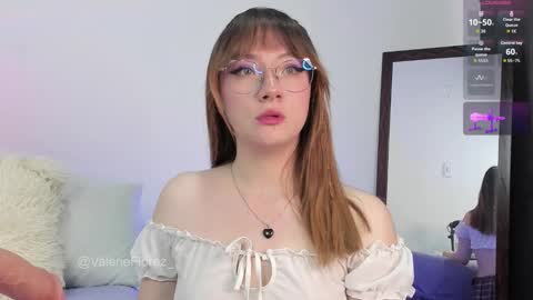 Valerie  Ig valerieflorez  online show from 11-02-25, 12:13