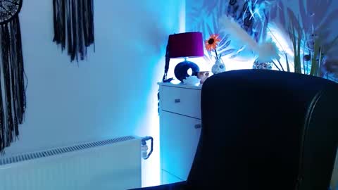 Valerie  online show from 02-11-25, 09:53