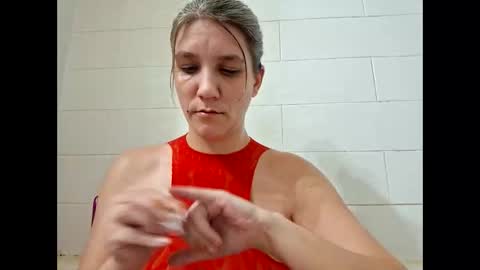 ValerieRayne online show from 02-26-26, 05:50