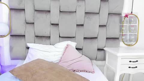   online show from 01-03-25, 02:40