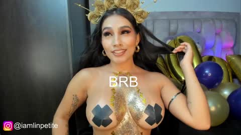 Snapshot of valery_dupont chatting on 12-15-24, 05:13 Valery Lin Dupont online show from 12-15-24, 05:13