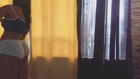 valery_lovex_ online show from 12-14-25, 02:00