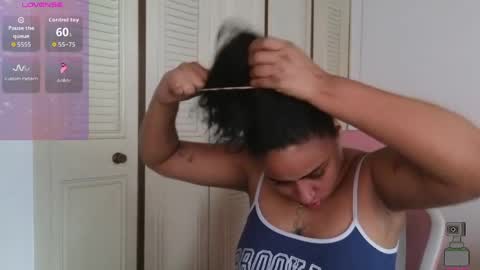 valery_lovex_ online show from 04-03-26, 11:30