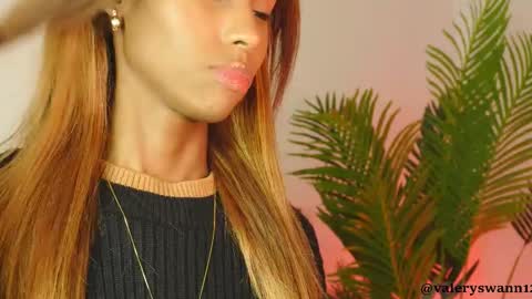 Snapshot of valery_swan1 chatting on 10-27-25, 03:21 Valery swan1 online show from 10-27-25, 03:21
