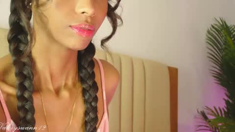 Snapshot of valery_swan1 chatting on 05-18-26, 12:22 Valery swan1 online show from 05-18-26, 12:22