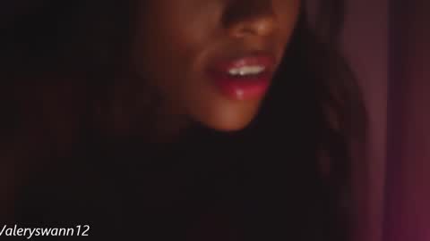 Snapshot of valery_swan1 chatting on 05-22-26, 04:30 Valery swan1 online show from 05-22-26, 04:30