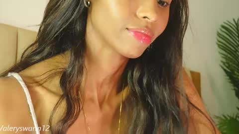 Snapshot of valery_swan1 chatting on 06-01-26, 04:14 Valery swan1 online show from 06-01-26, 04:14