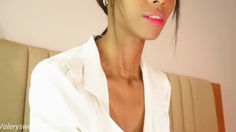 Snapshot of valery_swan1 chatting on 06-08-26, 03:51 Valery swan1 online show from 06-08-26, 03:51