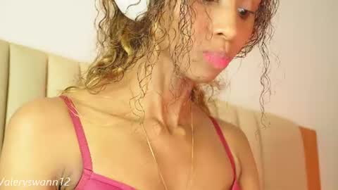 Snapshot of valery_swan1 chatting on 06-14-26, 12:52 Valery swan1 online show from 06-14-26, 12:52