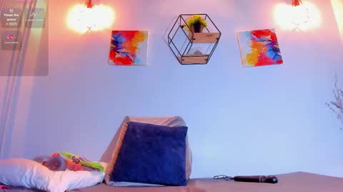 Valery  online show from 11-14-25, 12:04