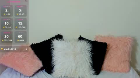 Snapshot of valeryjohanson chatting on 12-15-24, 06:15 Valery online show from 12-15-24, 06:15