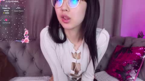 Snapshot of valerymur chatting on 02-26-25, 11:20 Valery Mur3 online show from 02-26-25, 11:20