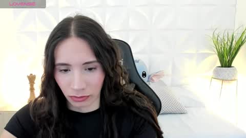 valeryn rosse online show from 11-05-25, 04:12